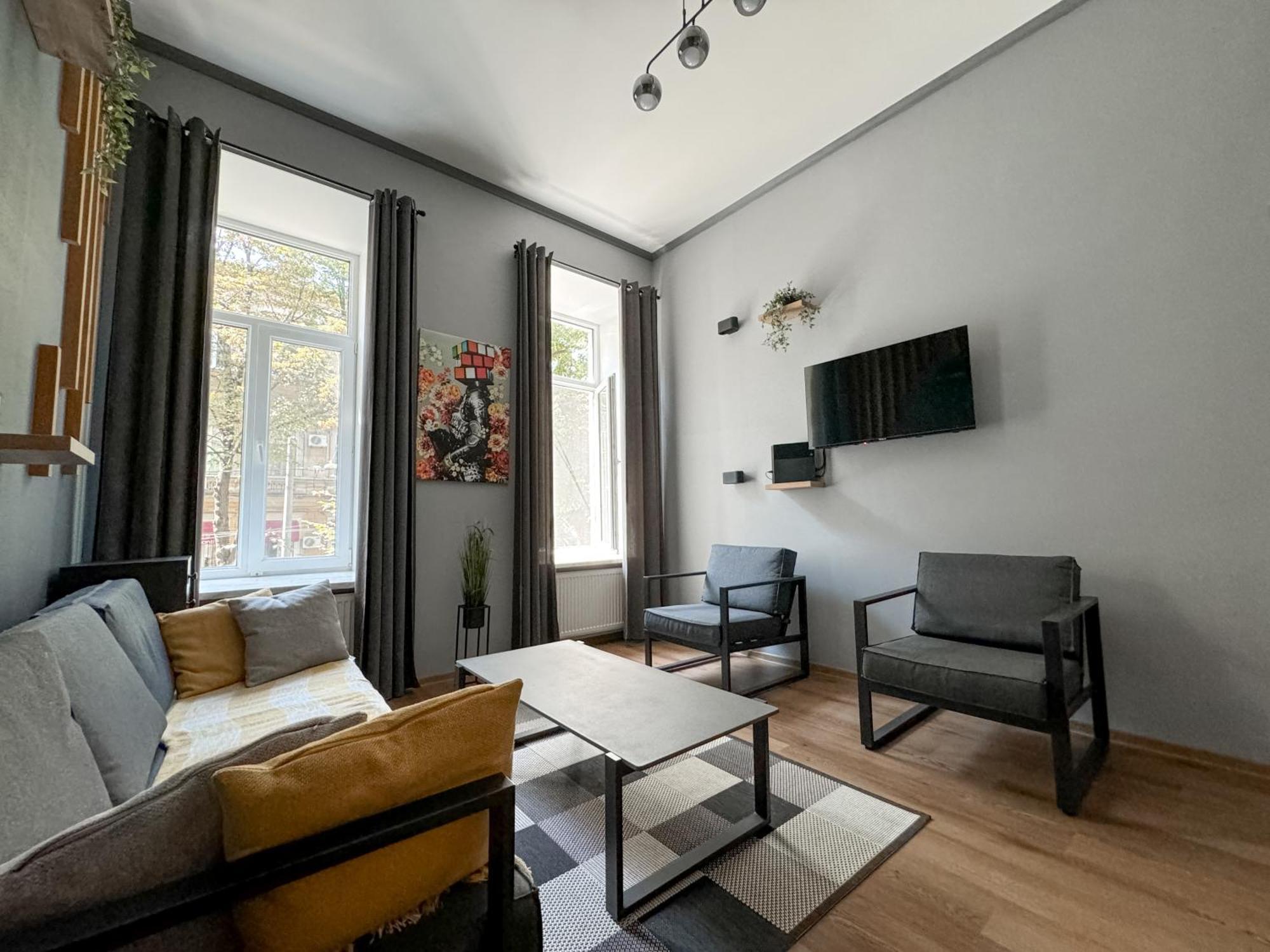 Apartments White Pearl Sadova Odessa Dış mekan fotoğraf